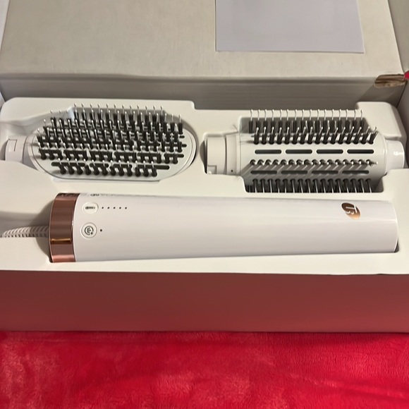 NWB!!!  T3 Airebrush Duo - White - Picture 3 of 8